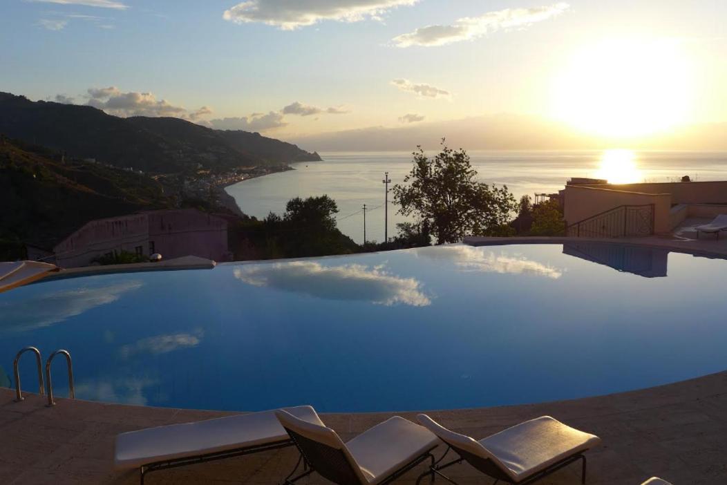 Taormina Romantic Apartment By Taormina Holidays מראה חיצוני תמונה